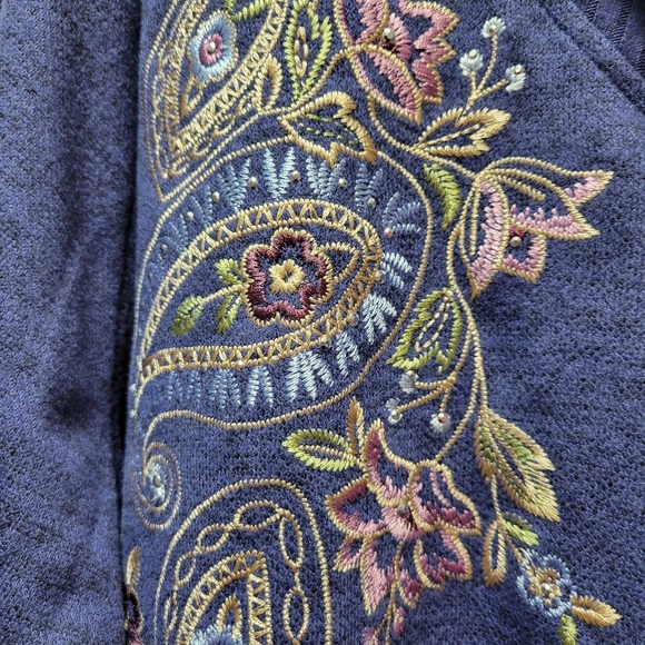 Alfred Dunner Blue Paisley Embroidered Cowl-Neck Sweater Size 1X Lightweight - Picture 5 of 6